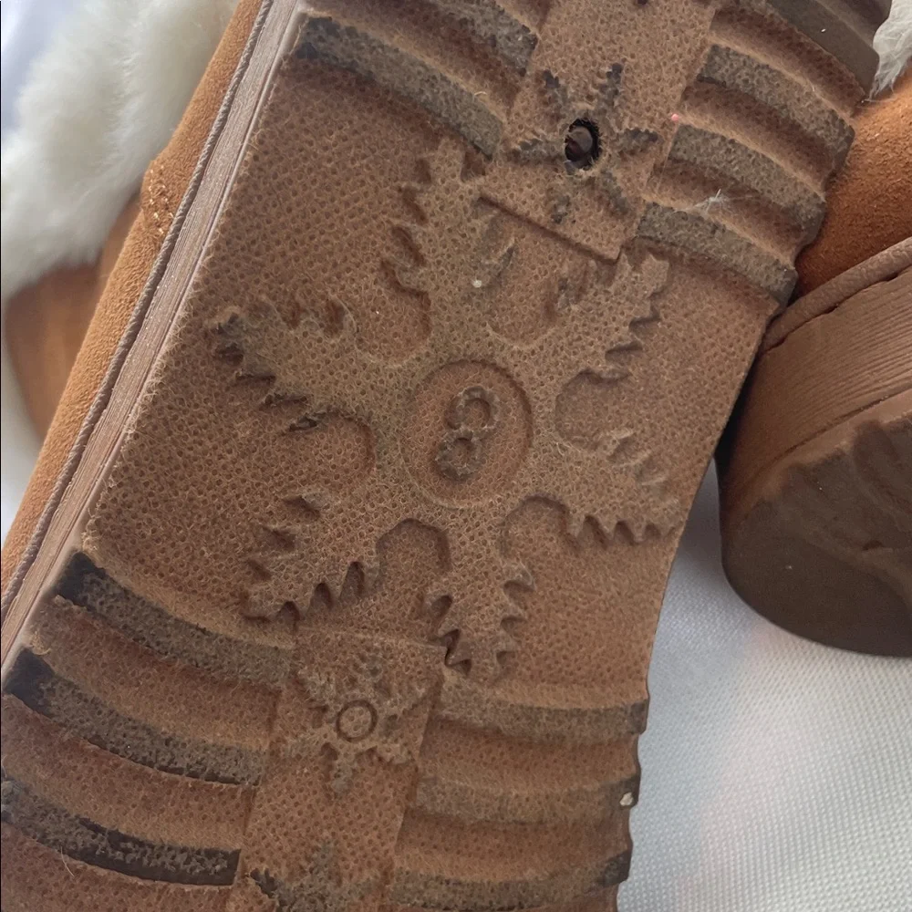Tan Shearling-Lined Winter Boots - Picture 14 of 14
